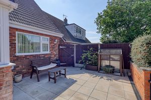 Seating Area- click for photo gallery